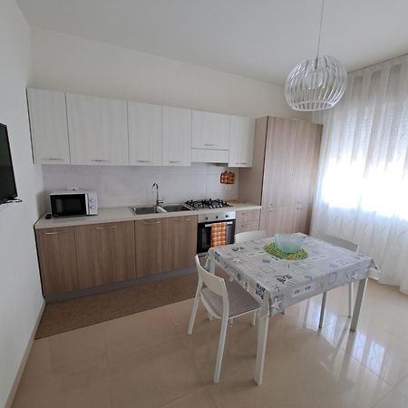 Casa Ely Lägenhet Sottomarina Exteriör bild